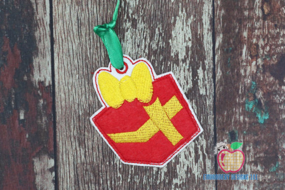 Charming Christmas Embroidery for Craft Fairs